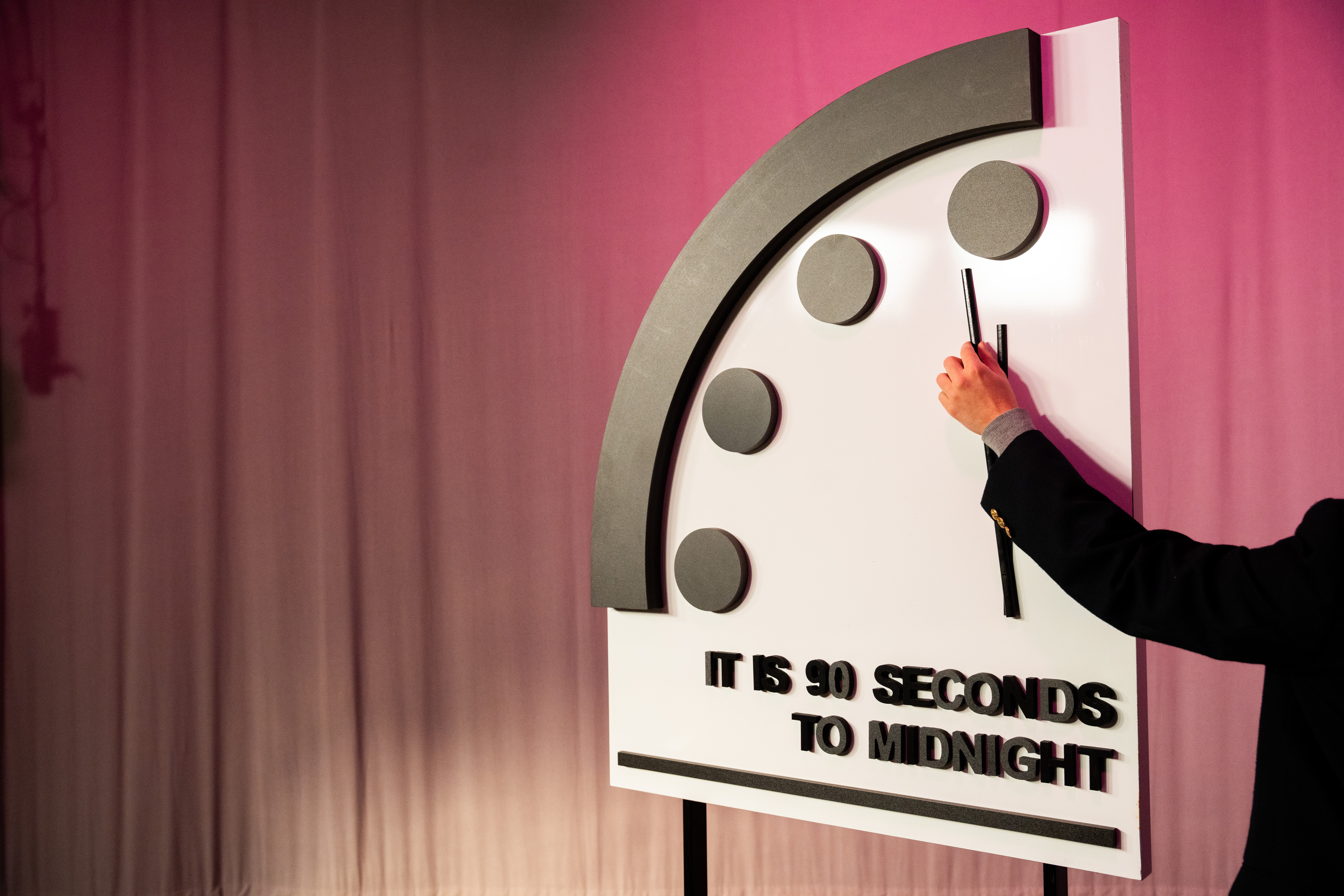 Photo of the Bulletin of the Atomic Scientists setting the Doomsday Clock to 90 seconds to midnight in January 2024